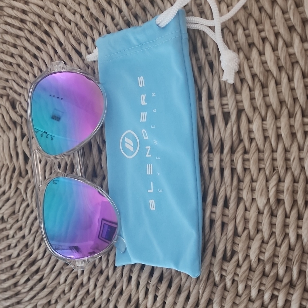 Blenders eyewear